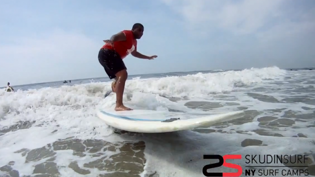 SNL’s Kenan Thompson Surfs with NYSEA Crew